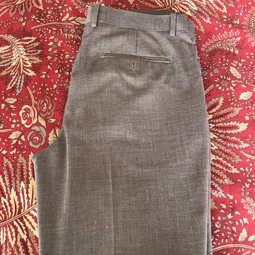 Men's H&M Dress Slacks 34x32 slim fit